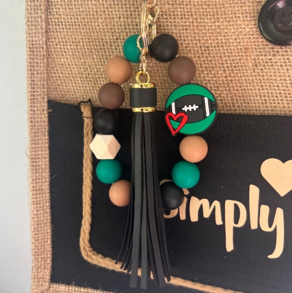 NWT Sports Beaded Wristlet Keychain - Picture 9 of 9